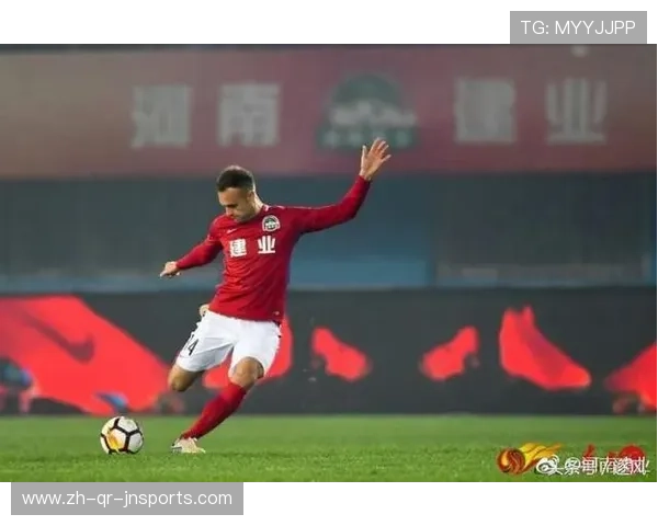 鲁能队长达成中超300场里程碑创队史新纪录 鲁能队长达成中超300场里程碑创队史新纪录